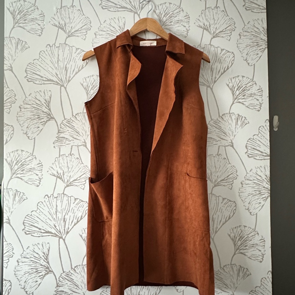 Women's Brown Sleeveless Coat